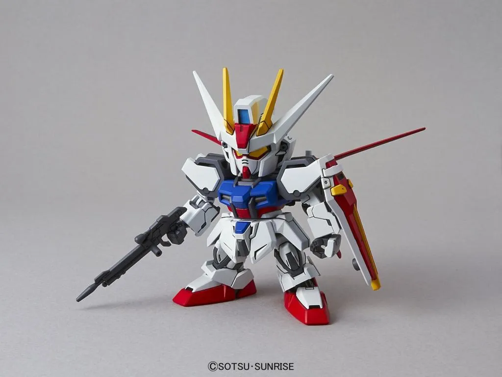 GUNDAM - SD Gundam Ex-Standard Aile Strike Gundam - Model Kit